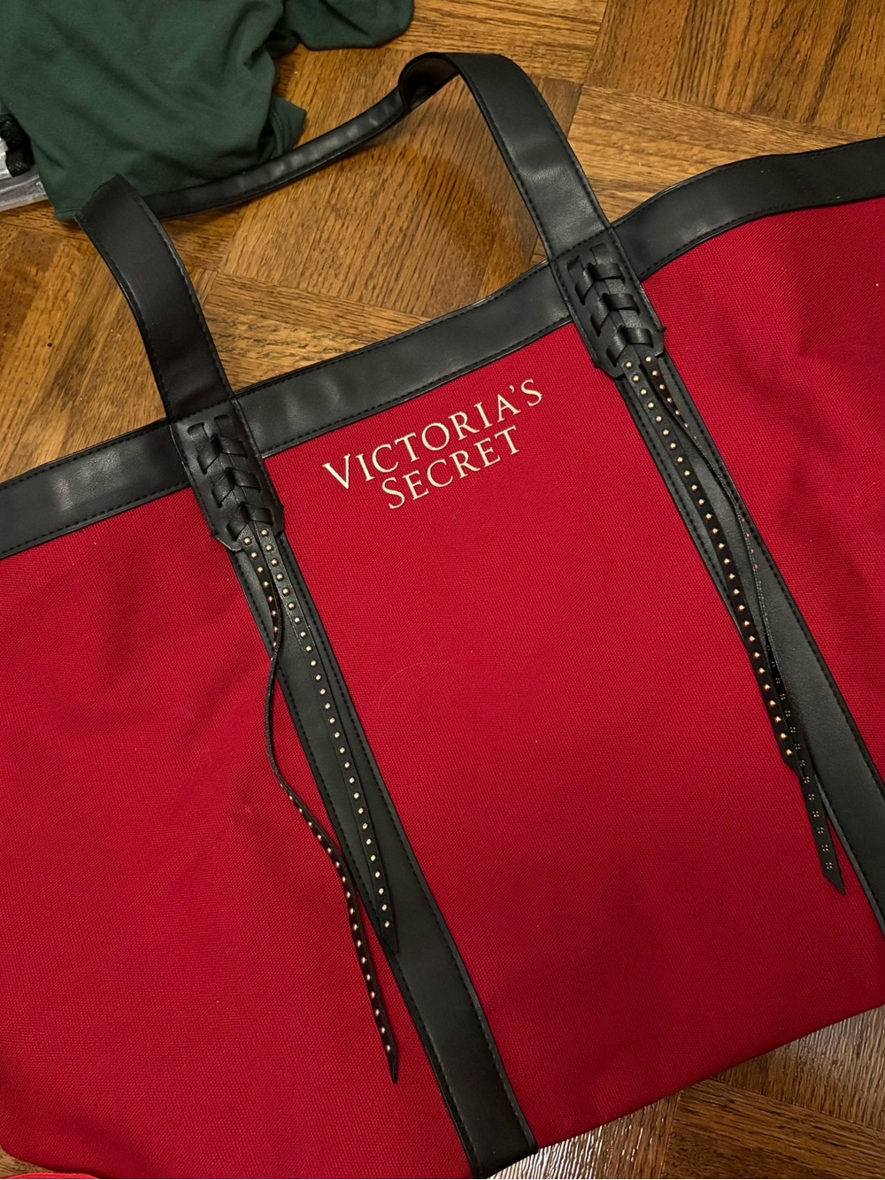 Victoria’s Secret Weekender Bag